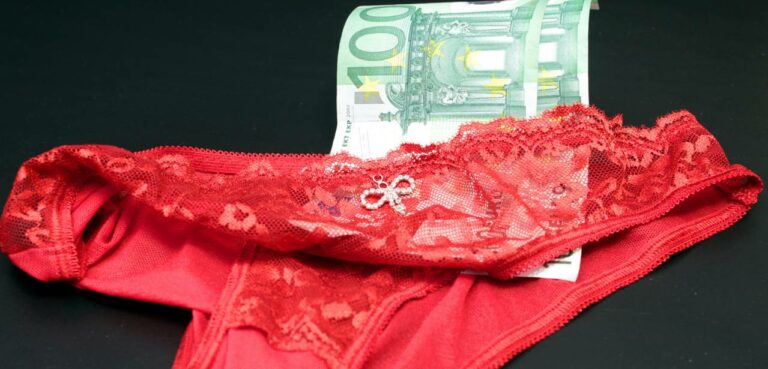 Getragene Unterwäsche Verkaufen Wie Viel Geld