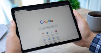 BGH gibt Klägern Recht: Google muss auslisten (Foto: AdobeStock - DenPhoto 452644002)