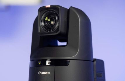 Canon präsentiert CR-N400 und CR-N350 - 4K UHD PTZ-Kameras (Foto: CANON DEUTSCHLAND)